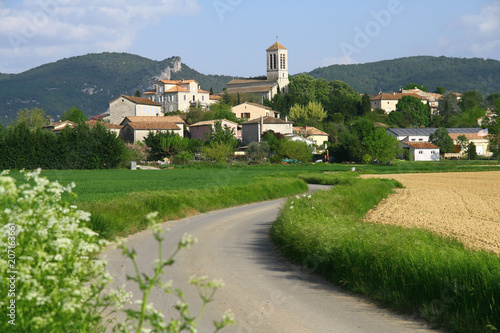 village de Beaulieu en Ardèche photo