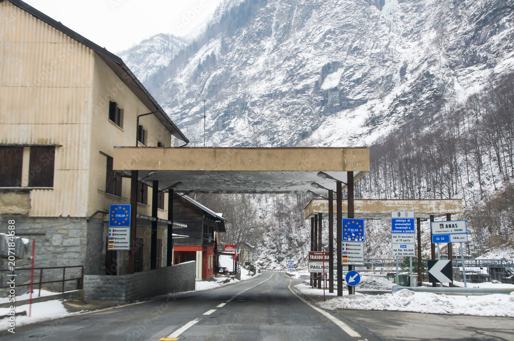 Checkpoint in Italy.