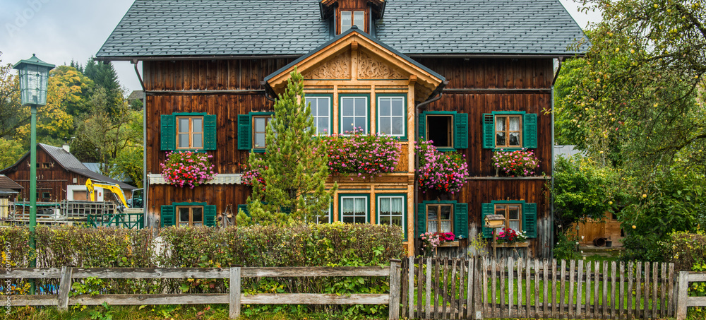 Fototapeta premium Typical Tyrolean houses