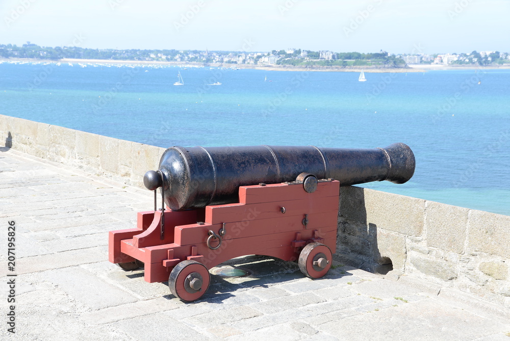 Kanone bei Saint Malo, Brtetagne