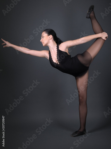 Fototapeta Naklejka Na Ścianę i Meble -  ballet dance school 