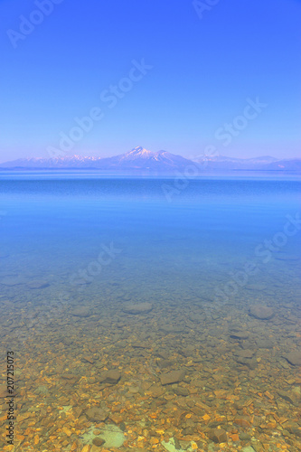 猪苗代湖と磐梯山（郡山市・湖南町）