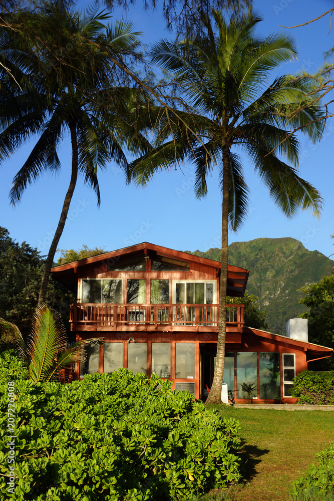Red Beach House in Waimanalo on a Beautiful Day