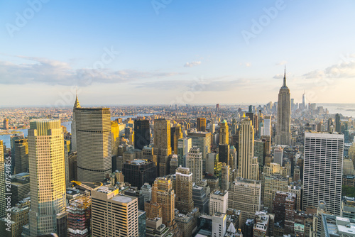 new york skyline at sunset.