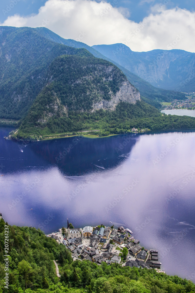 Hallstatt, Blick auf den Hallstätter See, Bergpanorama