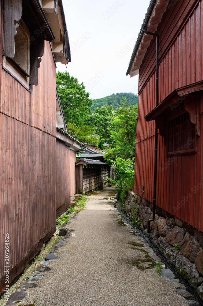 鯖街道の熊川宿の裏道 Stock Photo Adobe Stock