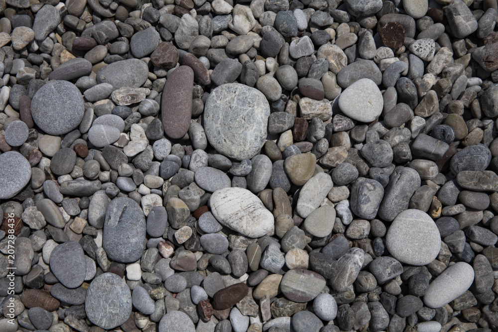 Галька. Пляжные камни, россыпь, маленькие и большие камушки.