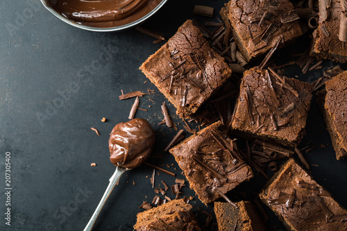 Tableau sur toile View from above tasty chocolate brownies
