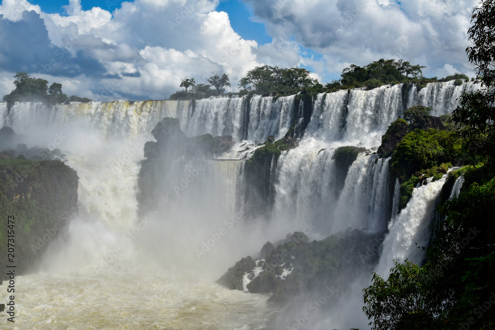 The Iguazu Falls (Argentina) The Iguazu Falls (Argentina)