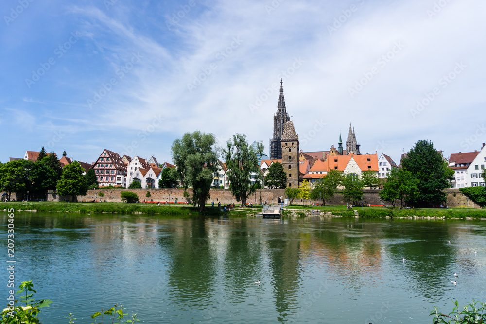 Ulm Stadtpanorama Panorama mit Münster Dom