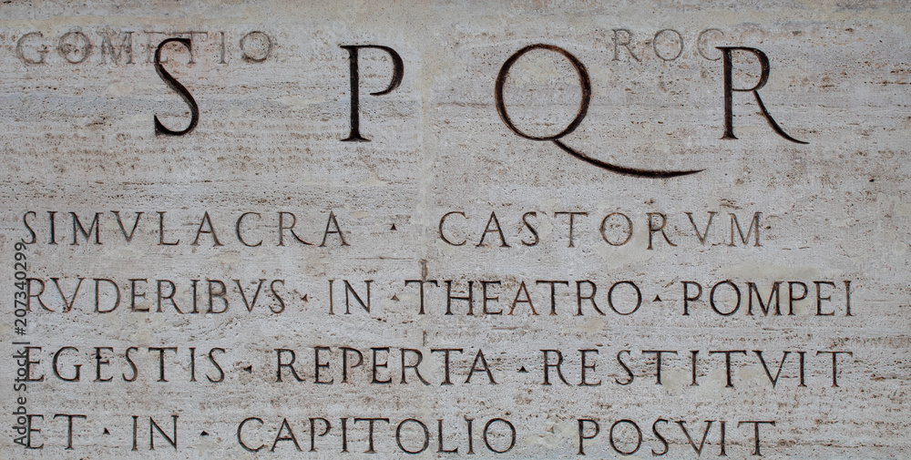 Fotografie SPQR Rome inscriptions