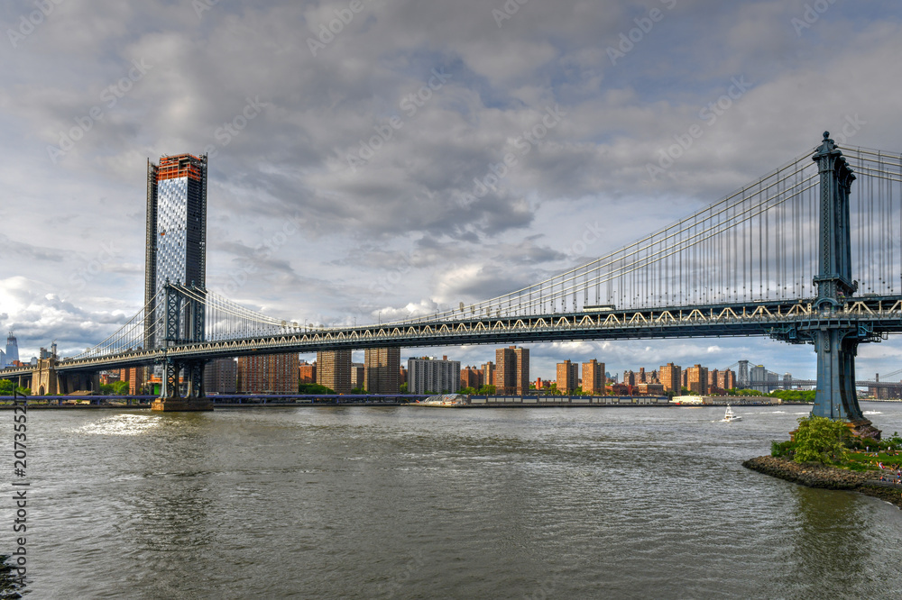 Fototapeta premium Manhattan Bridge