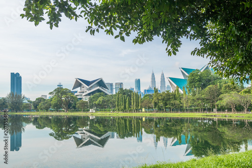 Photography Beautiful morning view of the Kuala Lumpur skyline at Titwangsa Lake Gardens