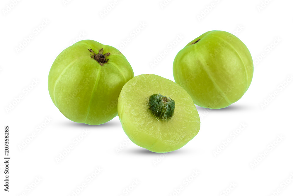 Obraz premium Indian gooseberry isolated on white background