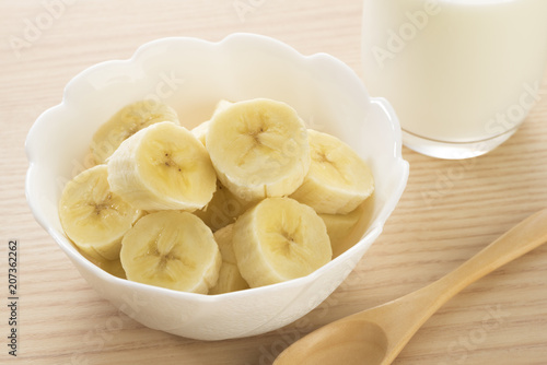 朝食のバナナ