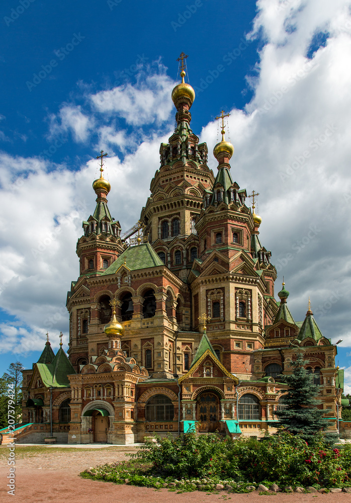 Saint Petersburg - Peter and Paul Cathedral..Sankt Petersburg - Peter und Paul Kathedrale (Peterhof)
