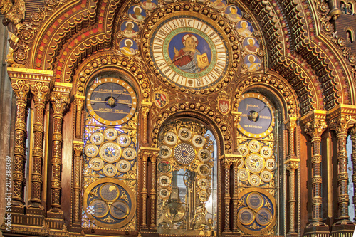 Beauvais. Horloge astronomique de 1865, de la cathédrale saint Pierre. Picardie. Hauts de France 