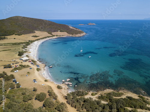 Vista aerea della spiaggia di Tamarone, Plage de Tamarone, penisola di Cap Corse, Macinaggio, Corsica, Francia photo
