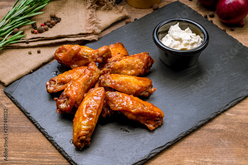 chicken wings in barbecue sauce