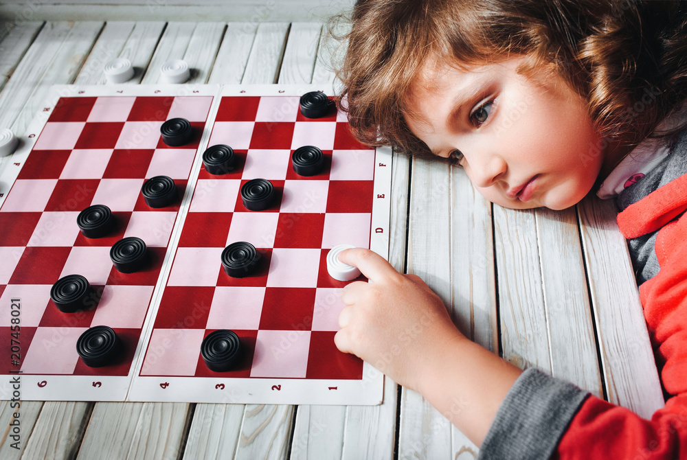 Checkers game teens not chess hi-res stock photography and images