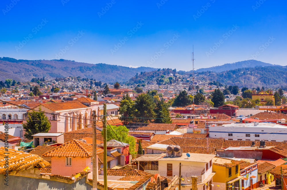 Beautiful aerial view of the rooftops of the old colonial buildings in the city of san cristobal de las Casas, during a gorgeous sunny day