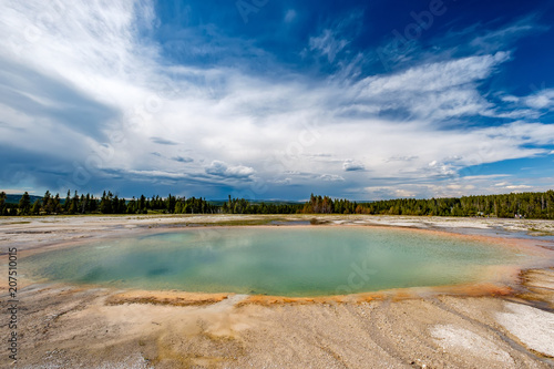 Hot thermal spring in Yellowstone © haveseen