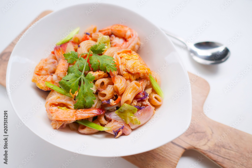 homemade Stir fried macaroni with prawn
homemade Stir fried macaroni with prawn