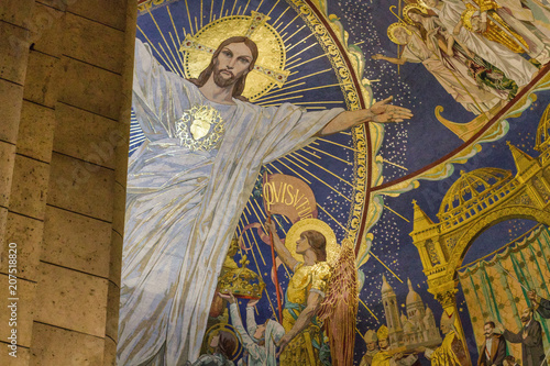 Basilique de Montmartre - Mosaïque du Christ en gloire