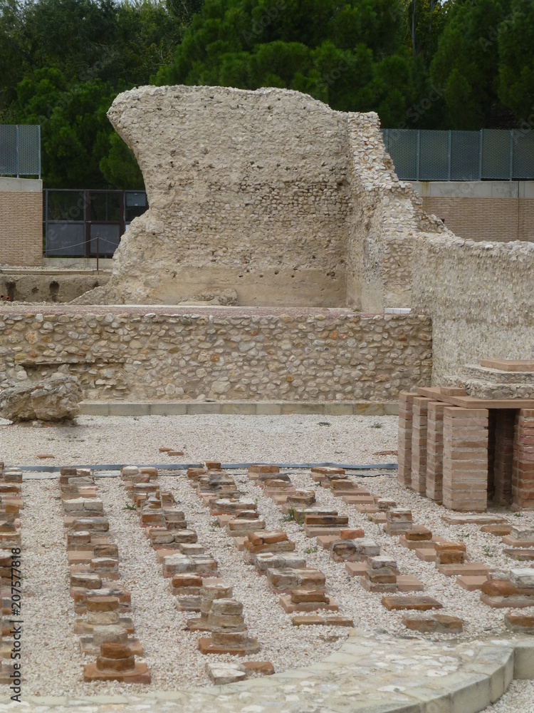 Ciudad romana de Complutum, origen de la actual Alcala de Henares (Madrid,España)
