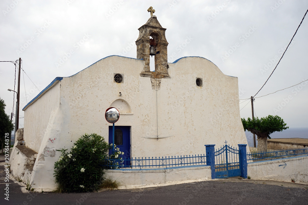 Fototapeta premium Small greek church