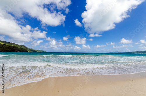 Lebensfreude, Ferien, Tourismus, Sommer, Sonne, Strand, Meer, Glück, Entspannung, Meditation: Traumurlaub an einem einsamen, karibischen Strand :) Nachricht an den 