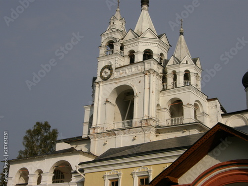 arch, Architecture, belief, building, building exterior, built structure, Clear sky, day, history, Low angle view, Nature, no people, outdoors, Place of worship, religion, sky, Spirituality, the past