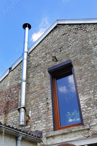 фотографія conduit cheminée inox extérieur