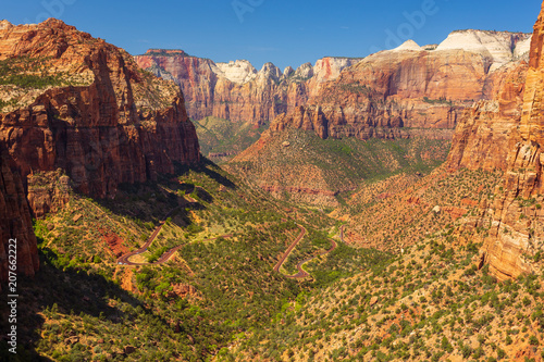 The view of Zion Canyon from the Canyon Overlook location.