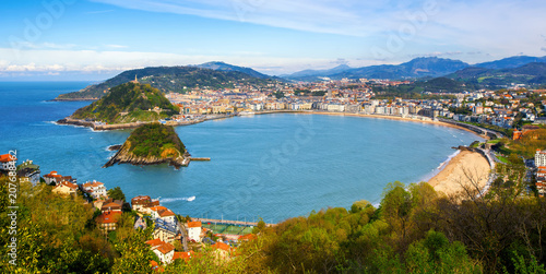 Fotobehang San Sebastian city, Spain, view of La Concha bay and Atlantic ocean