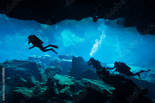 Fotografia, Obraz Underwater cave in Chak Mool Cenote