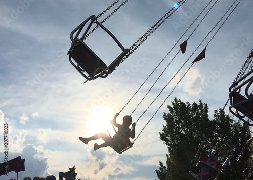 Kettenkarusell auf einem Volksfest