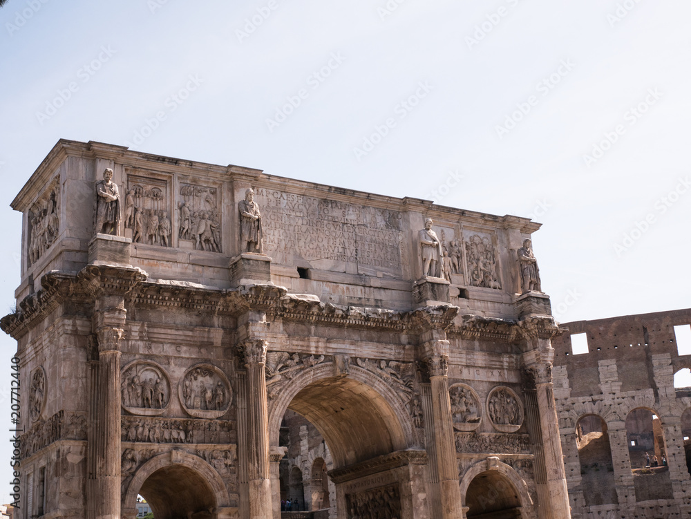 details on the Arch of Constantine, Rome Italy