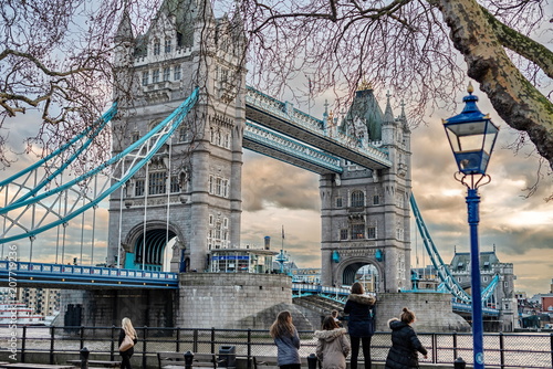 Fototapeta słynny Tower Bridge w Londynie