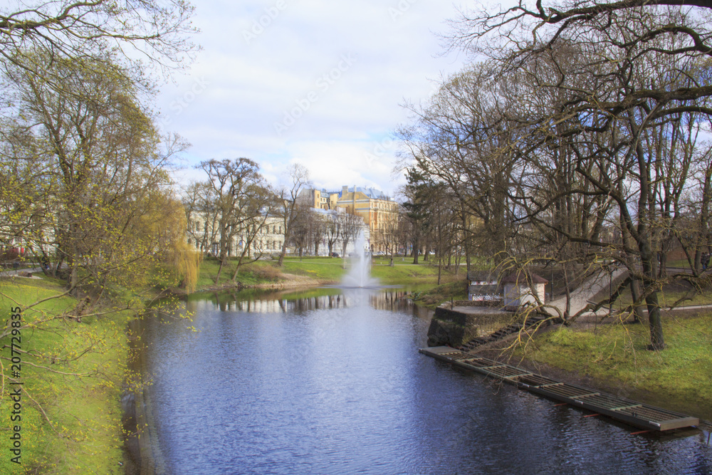 Fototapeta premium A beautiful view of the Riga Canal in Vermanes Garden, Riga, Latvia