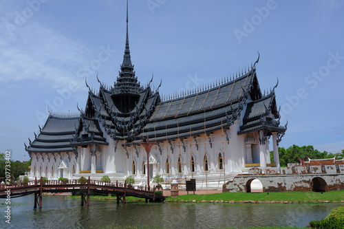 Wallpaper Mural Beautiful old temple Torontodigital.ca