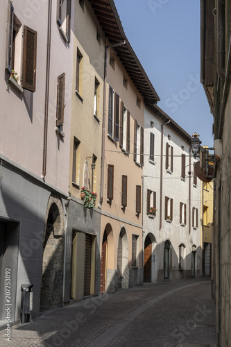 Fototapeta Naklejka Na Ścianę i Meble -  Oggiono, Italy: typical street