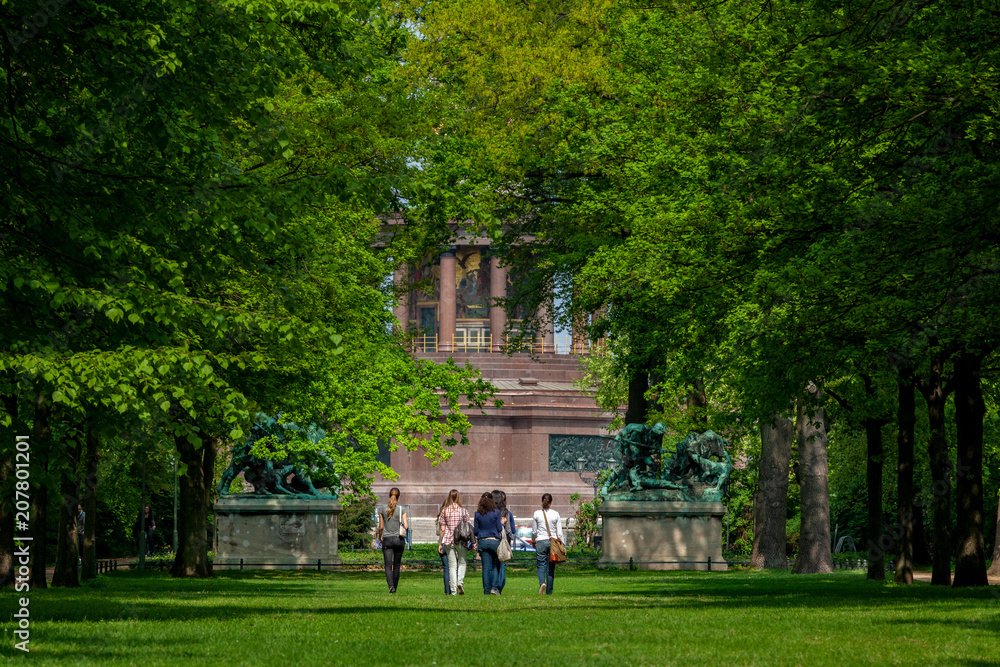 Fototapeta premium Tiergarten in Berlin