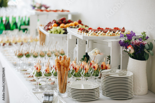 Photo Delicious canapes as event dish in luxary restaurant.