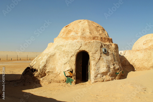 Foto Buildings for the film Star Wars in the Sahara Desert, Tunisia