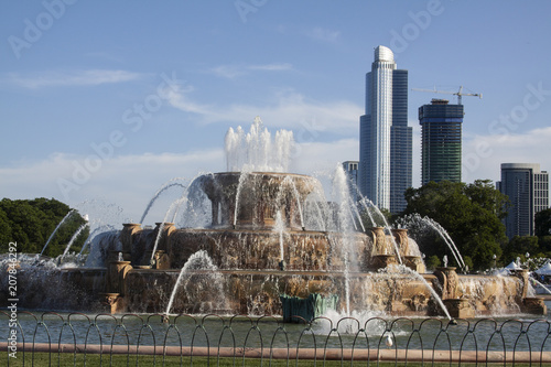 Buckingham fountain in Grant Park in Chicago, il. 