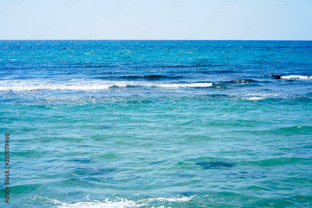 Obraz premium Sea horizon on a sunny day