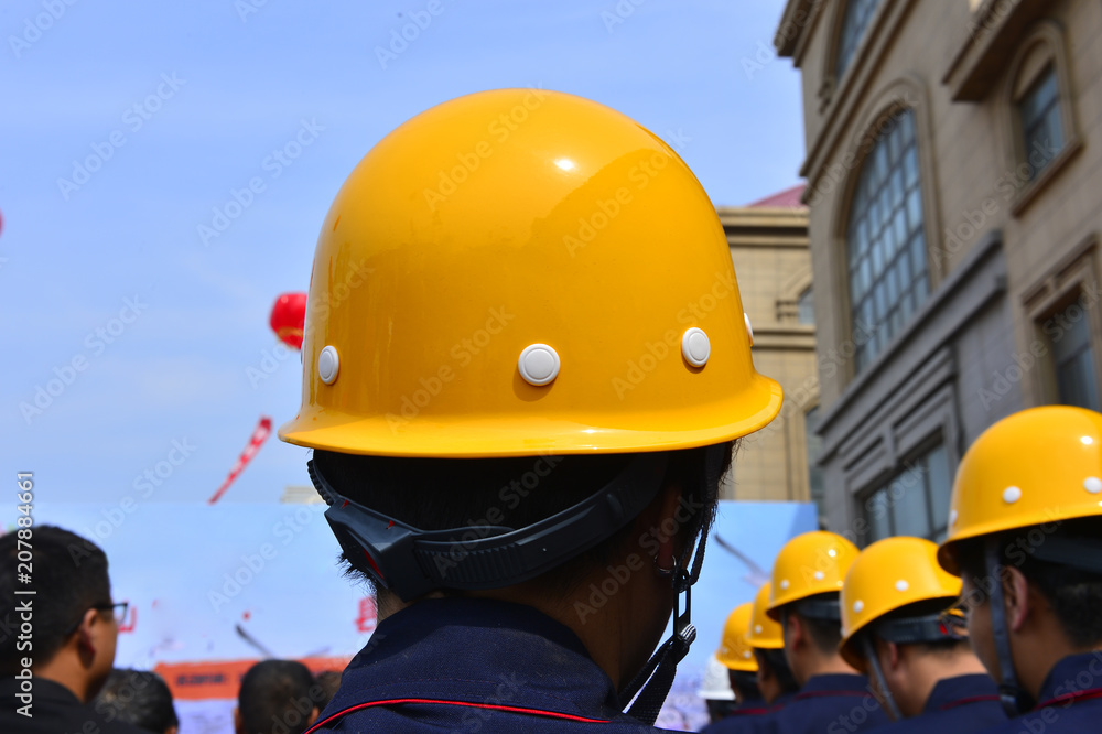Shipyard workers in the job Shipyard workers in the job