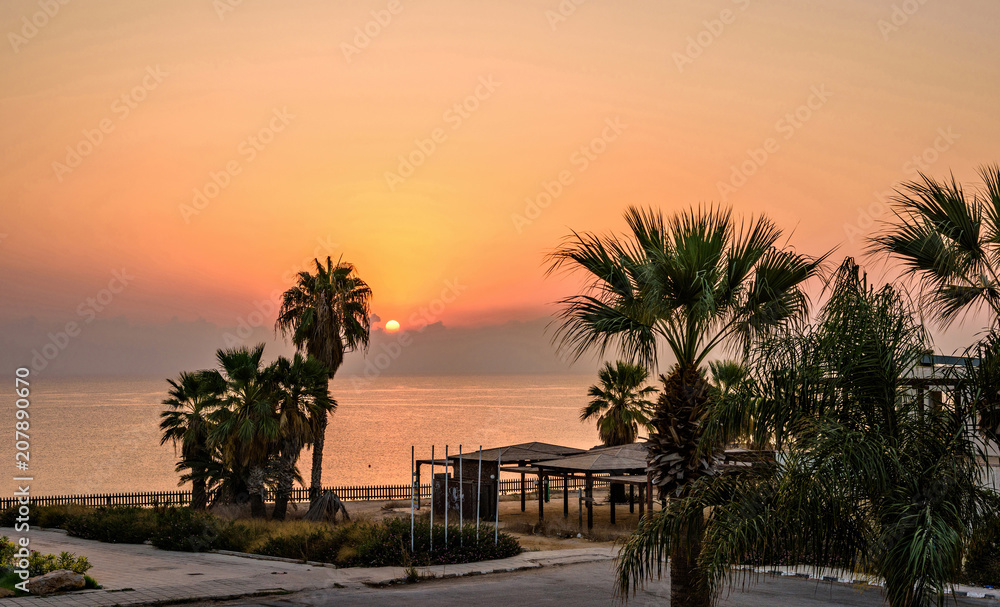 Obraz premium Beautiful view from hotel to sunset above clouds