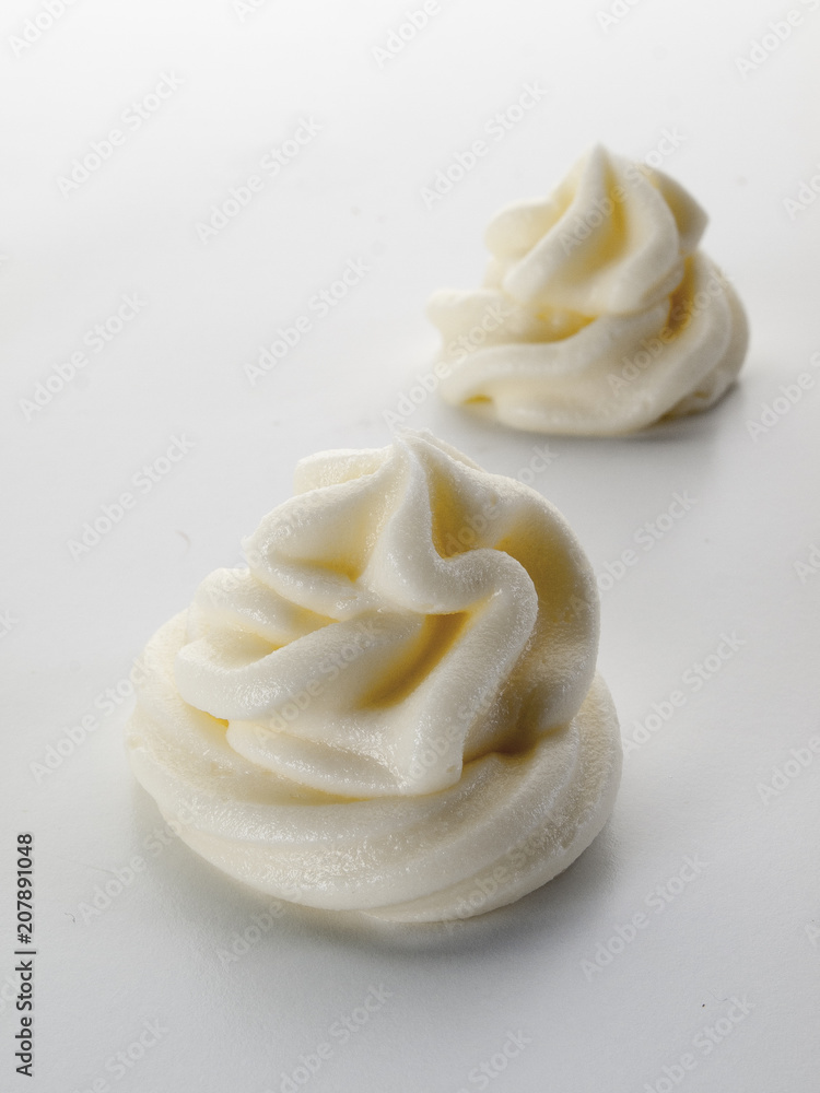 dos formas de buttercream dos formas de buttercream